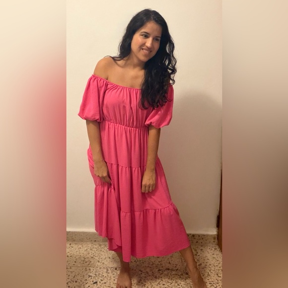 Elegant Pink Off-Shoulder Dress - Picture 2 of 8